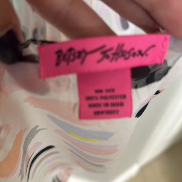 Preloved Betsey Johnson scarf or shawl - Picture 3 of 6